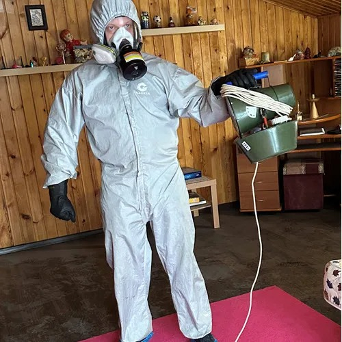 ФОТО Дезинсекция в поселке Московской области центральной усадьбы совхоза Мир