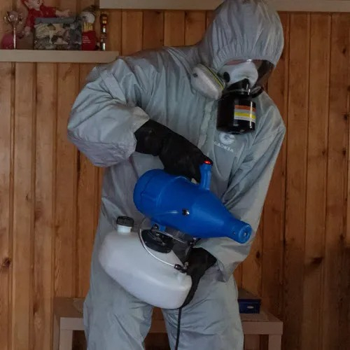 ФОТО Дезинфекция в поселке Московской области центральной усадьбы совхоза Мир